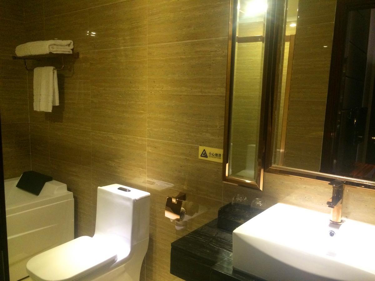 Lavande Hotel Wuhan Railway Station Luaran gambar