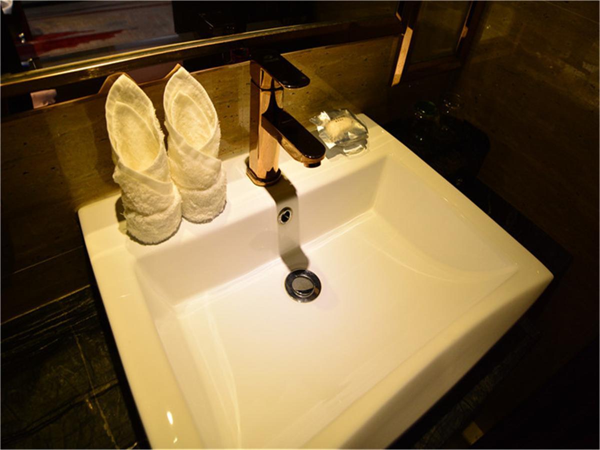 Lavande Hotel Wuhan Railway Station Luaran gambar