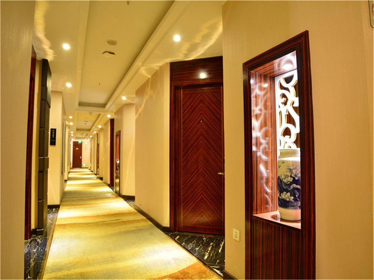 Lavande Hotel Wuhan Railway Station Luaran gambar